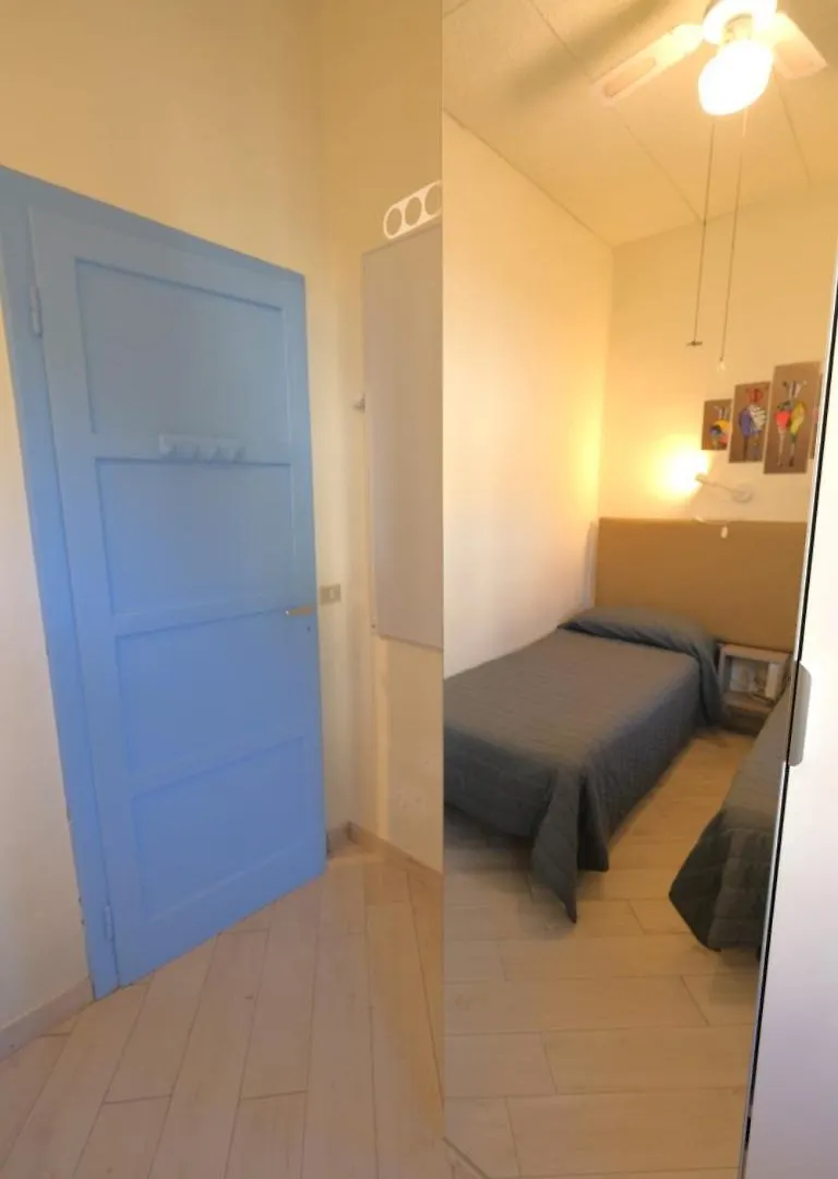 Casa Rossa Tre Camere In Centro Lido di Jesolo Lägenhet