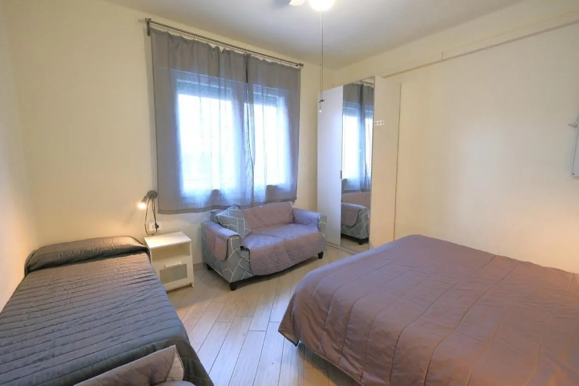 Lägenhet Casa Rossa Tre Camere In Centro Lido di Jesolo
